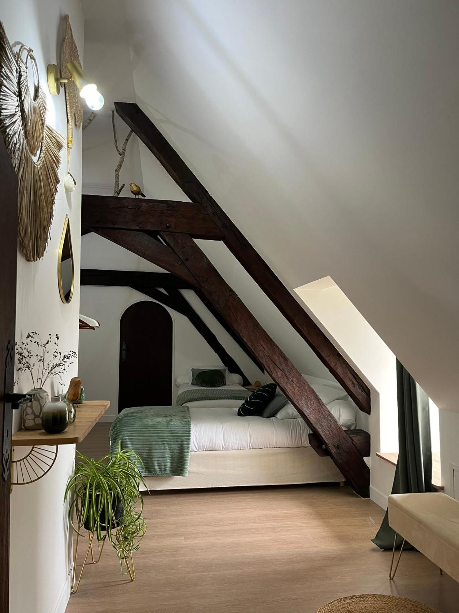 O2 Tours Bed & Breakfast Ourouer-les-Bourdelins Exterior foto
